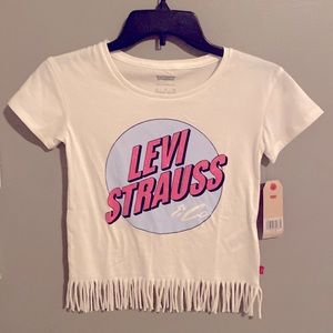 NWT Levi Strauss Tee w/ fringe bottom
